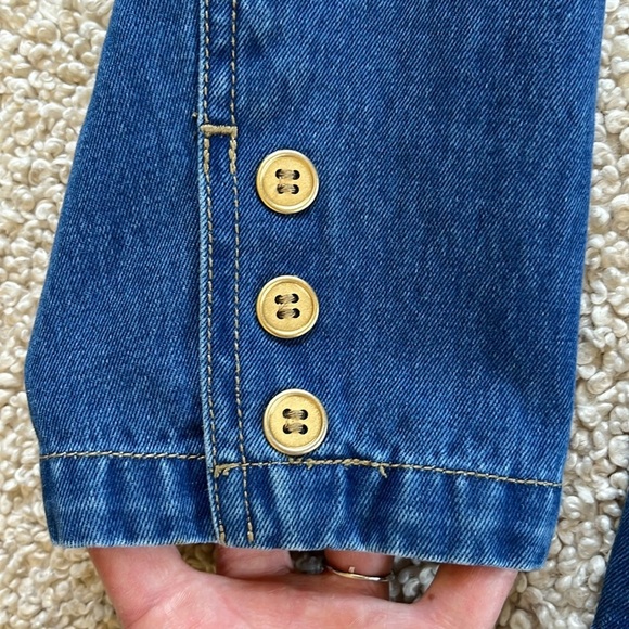 Vintage LIZWEAR Soft Denim Jacket with Gold Buttons Size Medium - Picture 7 of 15